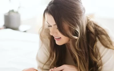 Errores comunes al vestir a un recién nacido (y cómo evitarlos)